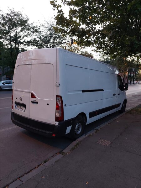 Opel Movano 105.000 km, la fel ca Renault Master - Nissan NV400